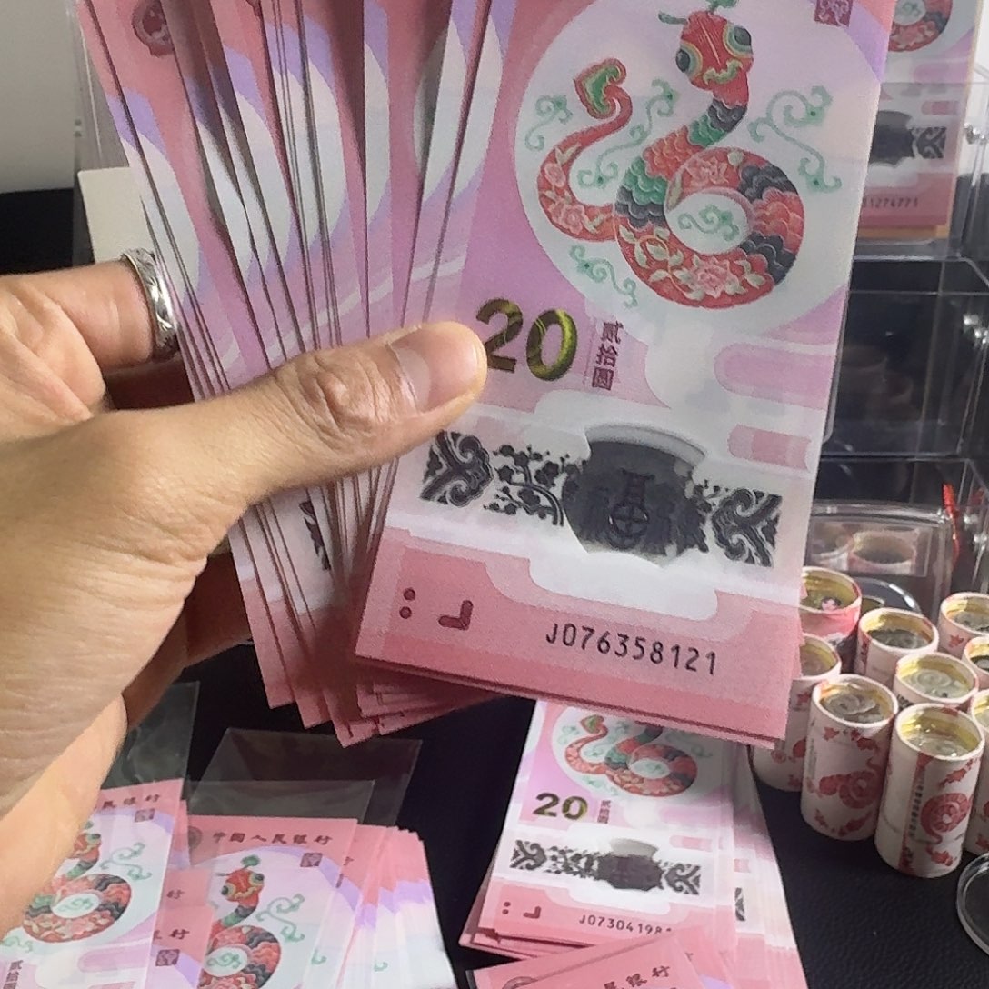 福利品不接受差评  个别带指甲印微瑕疵