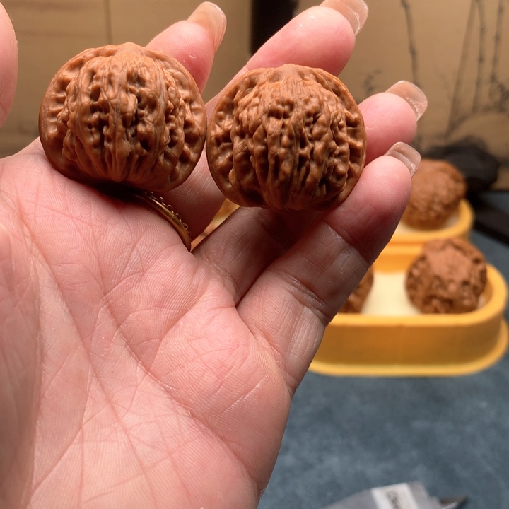 文玩核桃吊坠山西汉高楼