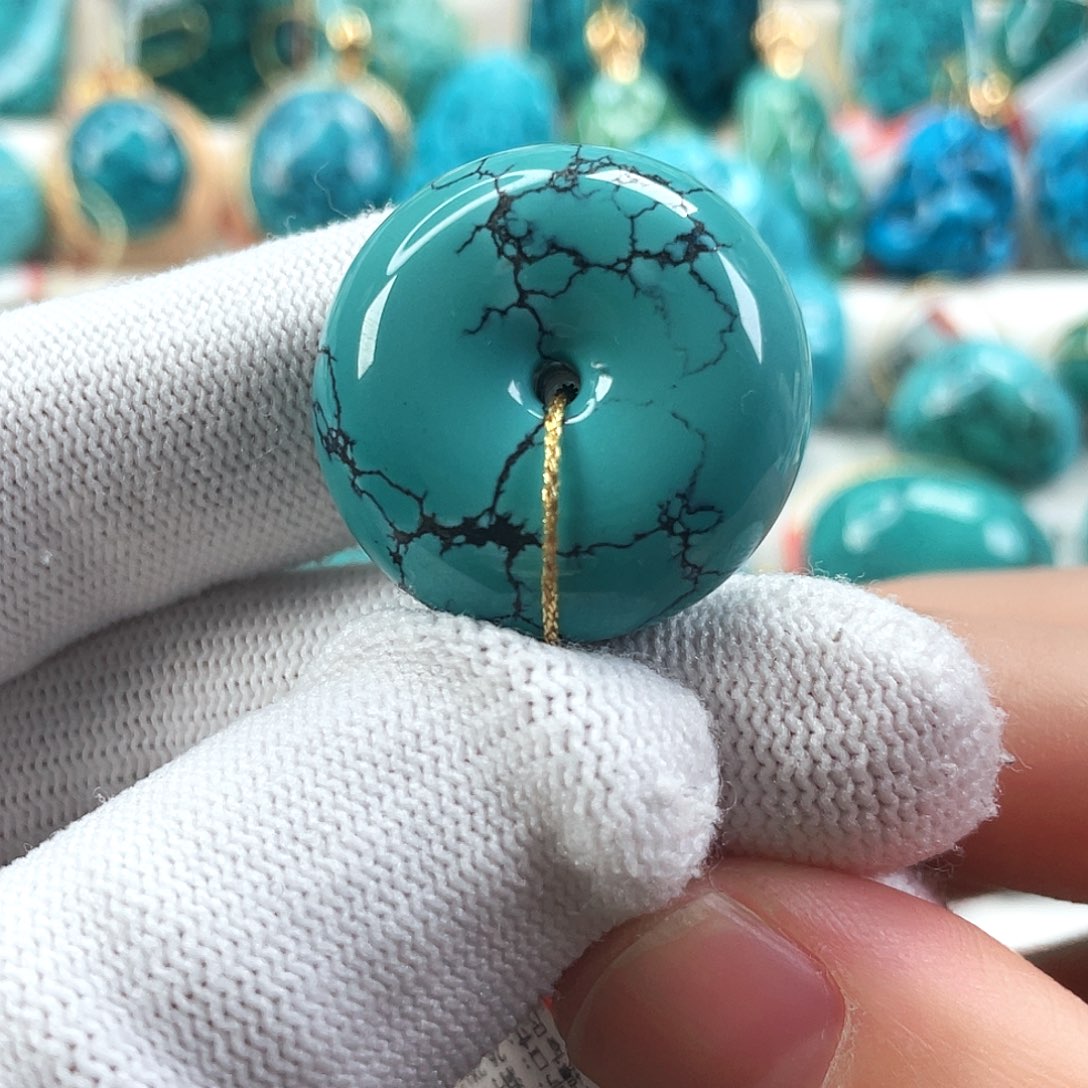 绿松石未镶嵌车挂