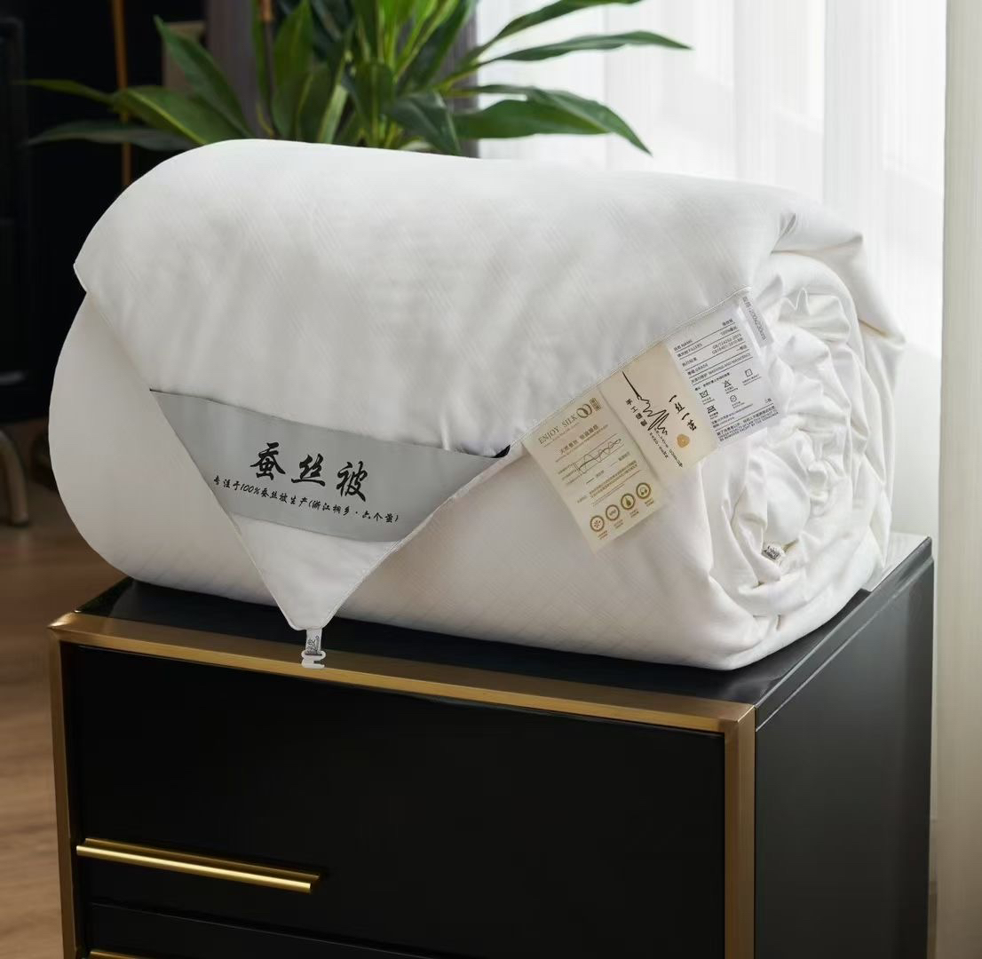 【精品特供】160克缎纹丝加棉被面蚕丝被2*2.3米