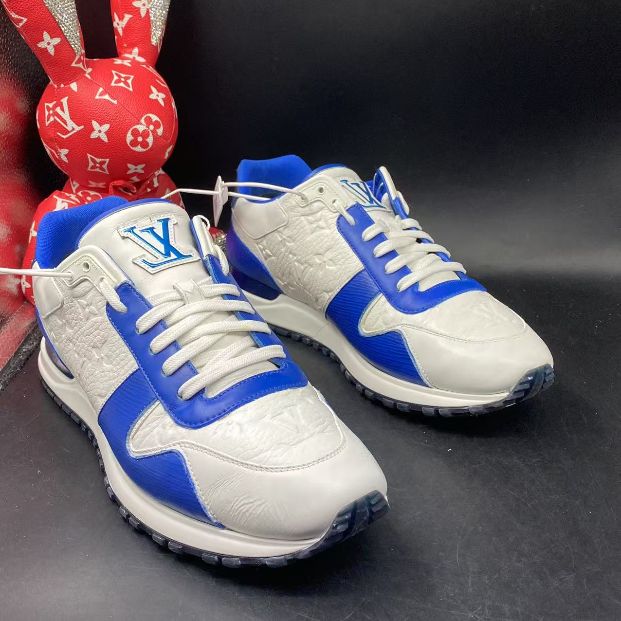 95新 LouisVuitton/路易威登 【聚星优选】白蓝运动鞋43码kke073