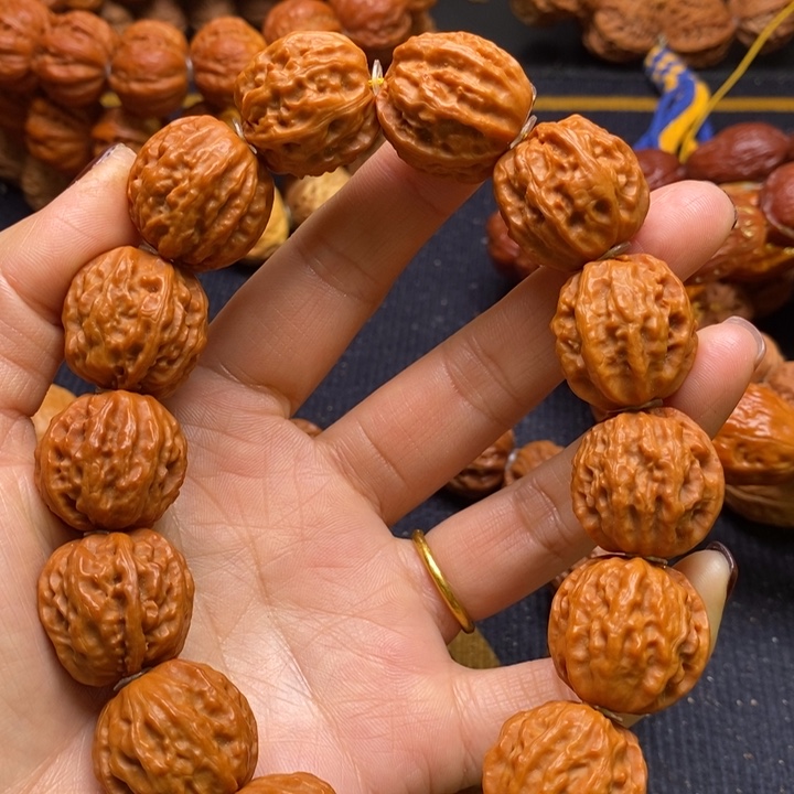 【闪购商品】手串文玩核桃终*尘疙瘩纹八棱手串