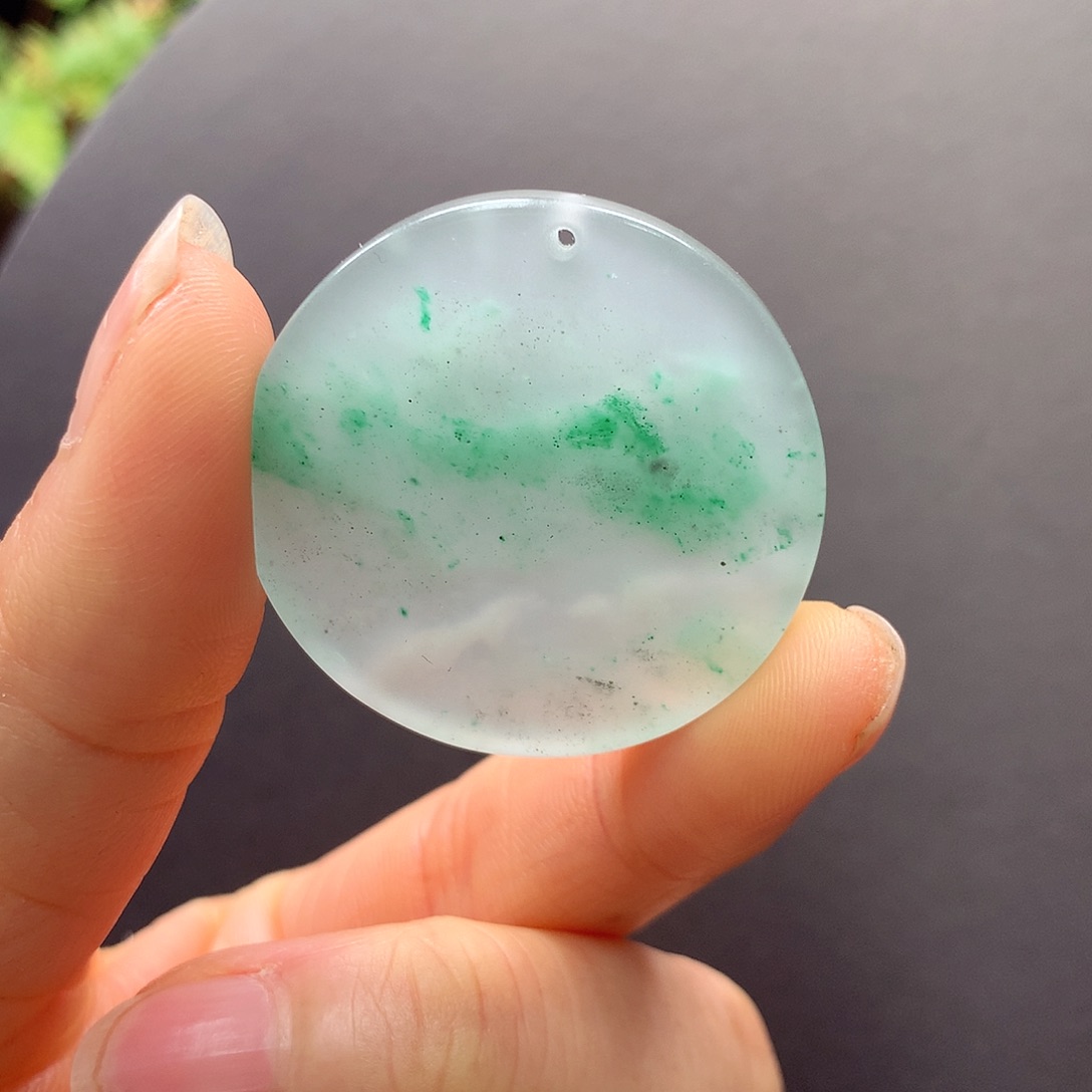 石英质玉颈饰未镶嵌