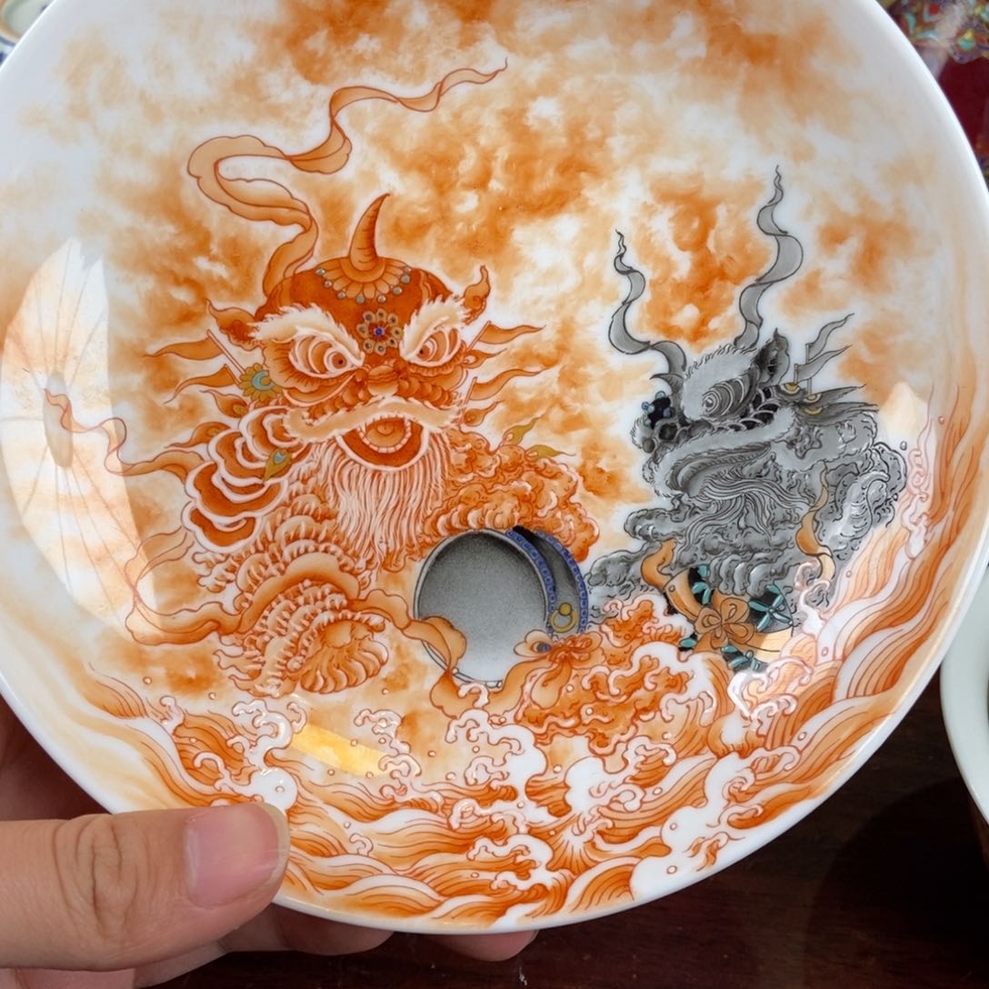 陶瓷艺术家的作品是一种