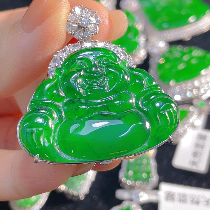 翡翠银S925镶嵌颈饰翡翠