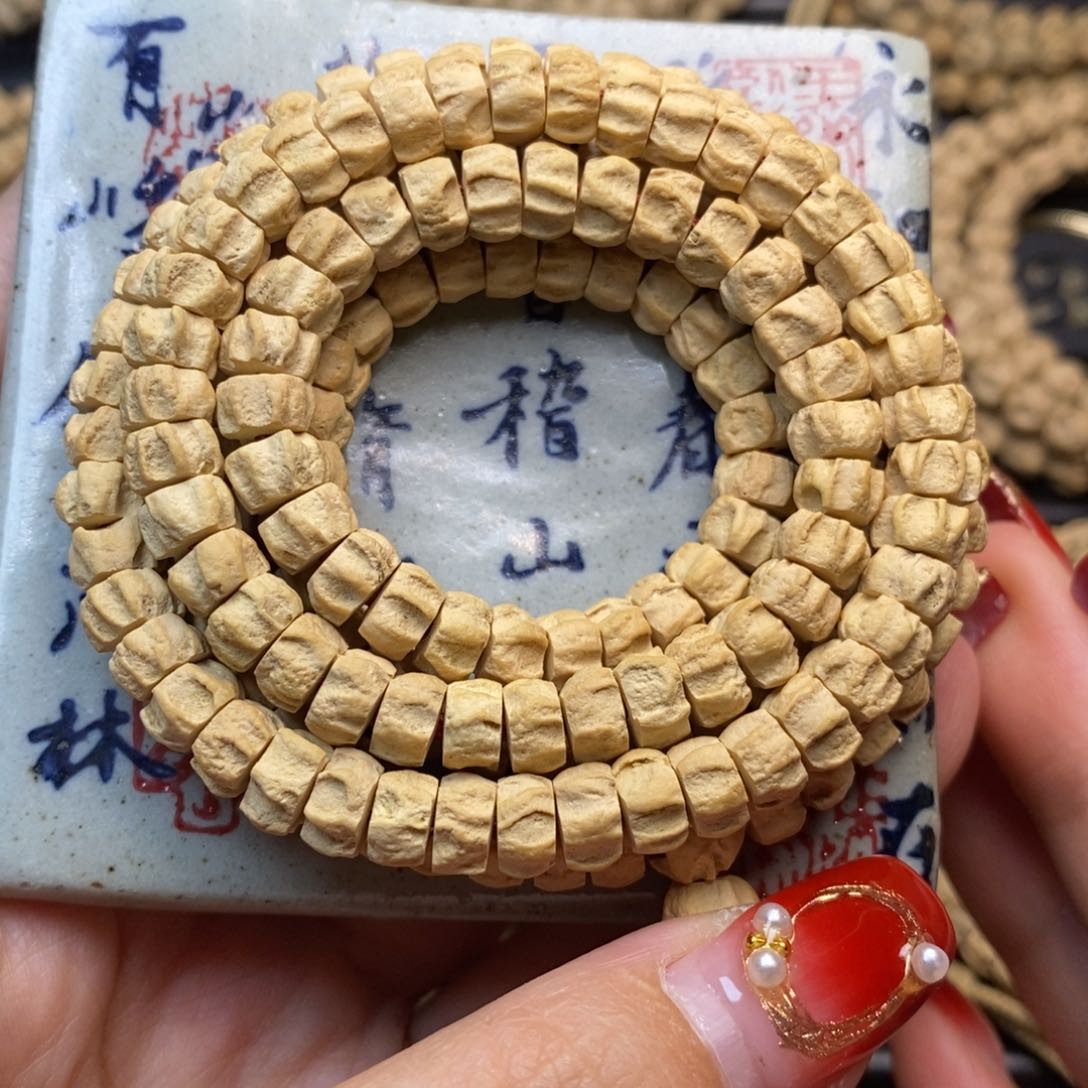 柏香籽/百香籽吊坠半****_