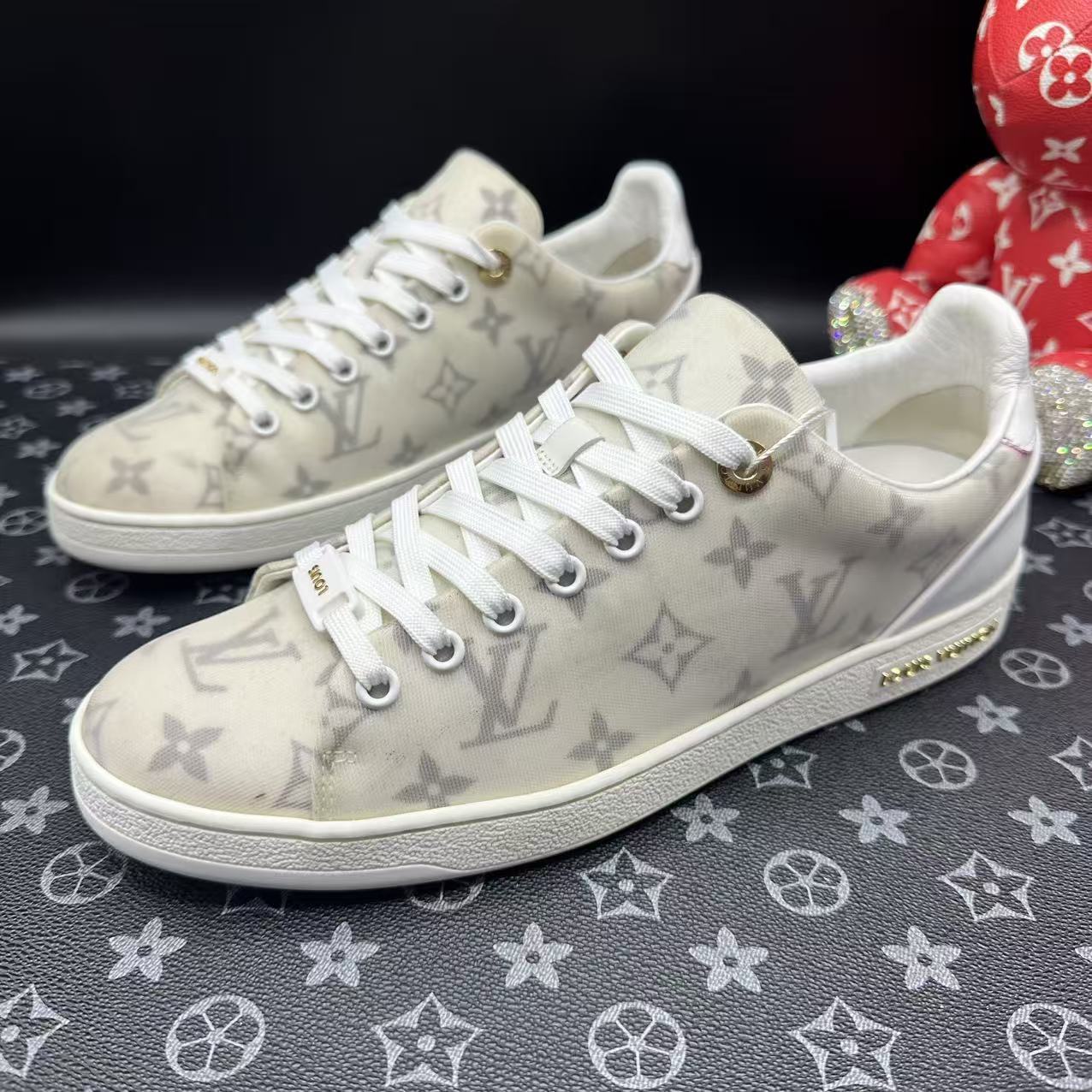 95新 LouisVuitton/路易威登 白网纱老花卢森堡板鞋38.5码ddm3426