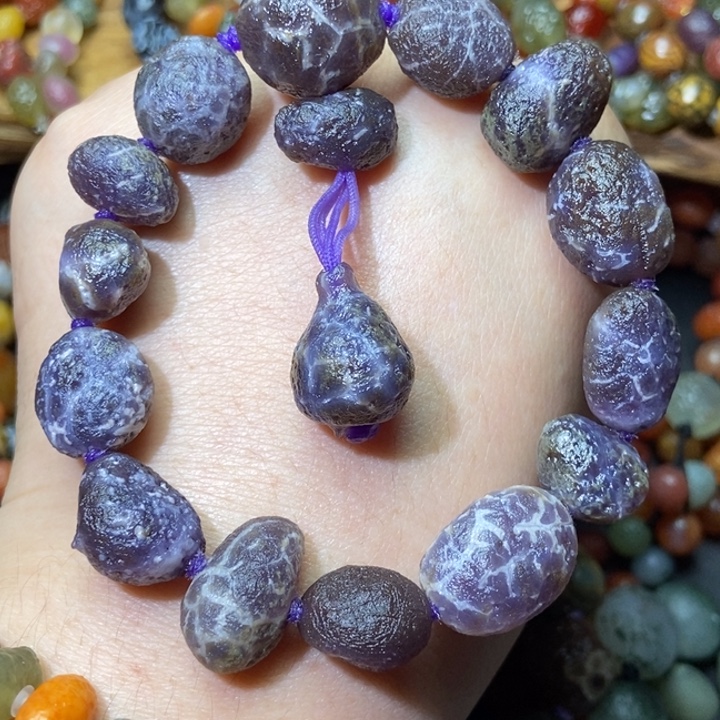 石材阿拉善紫罗兰闪电纹