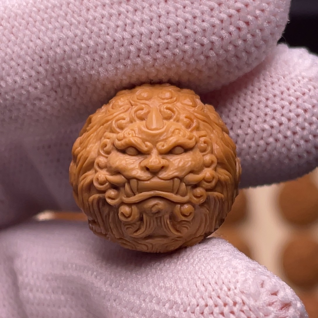 吊坠猴头核桃双面唐狮19.1