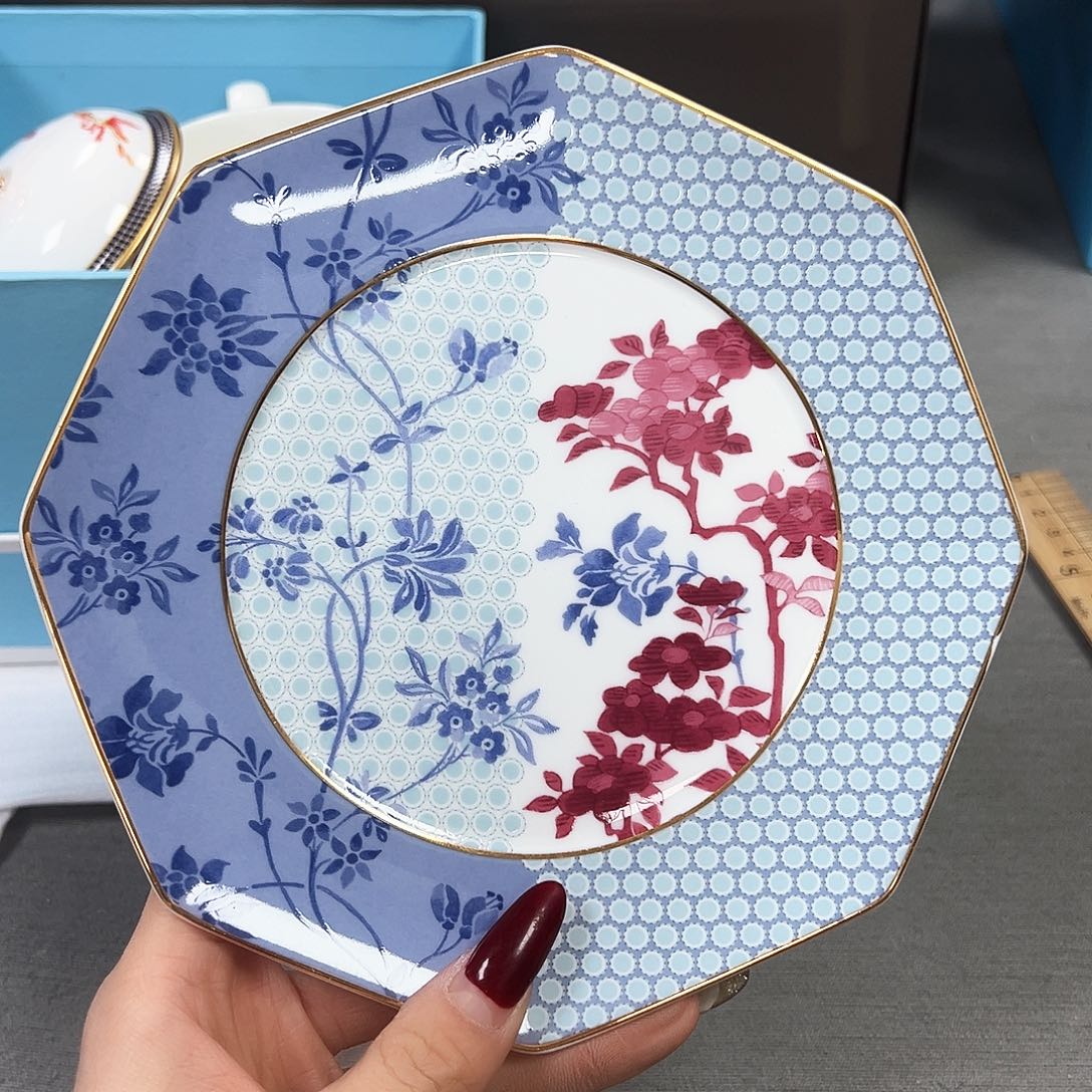 瓷片七七美瓷的瓷器