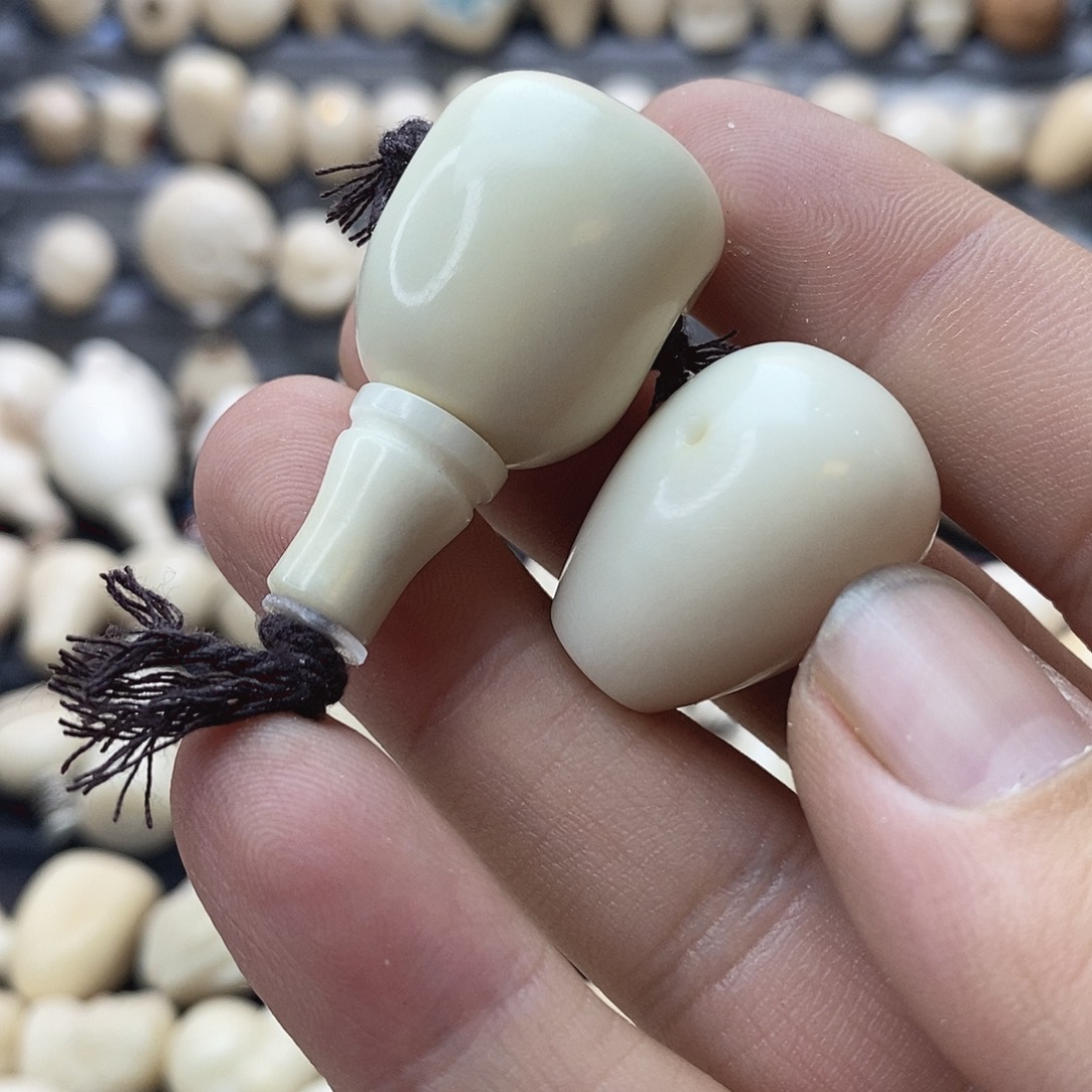 波***浪吊坠菩提根/象牙果