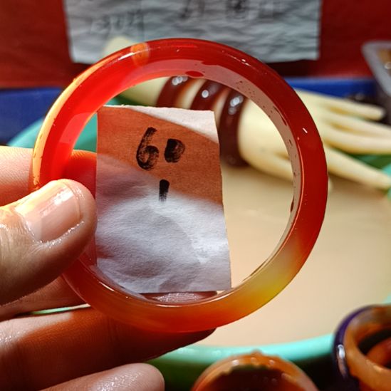 玛瑙/玉髓手镯未镶嵌