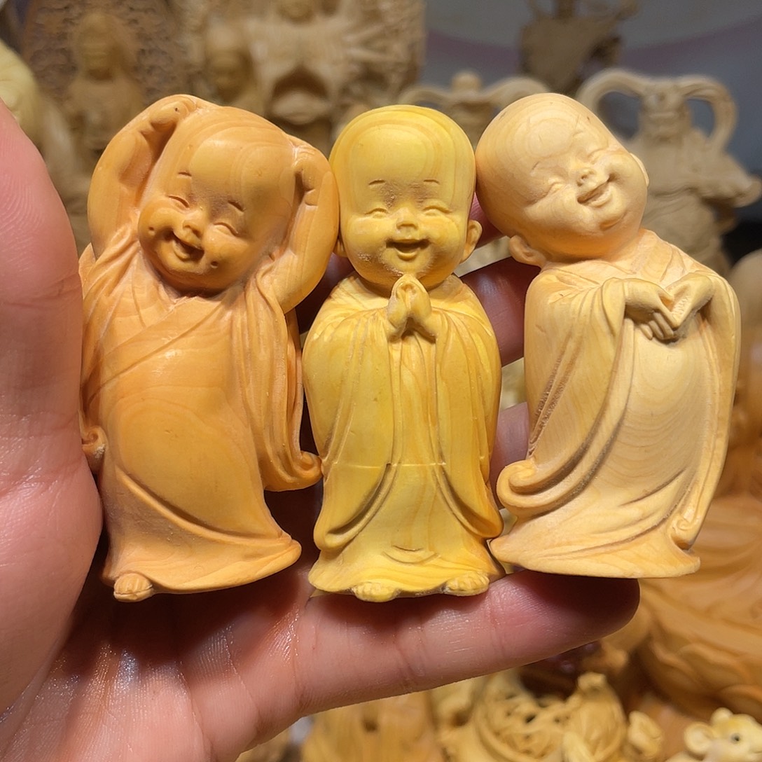 黄杨木小瑕疵三不和尚