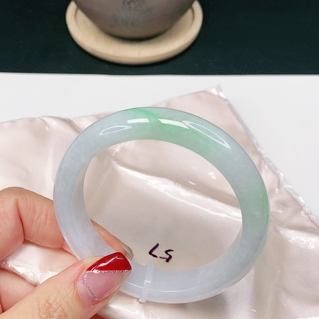 【闪购商品】翡翠手镯未镶嵌正