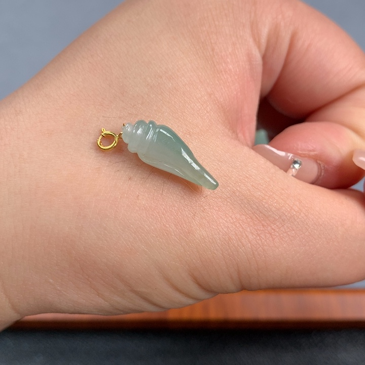 翡翠颈饰18K金镶嵌包罗万象