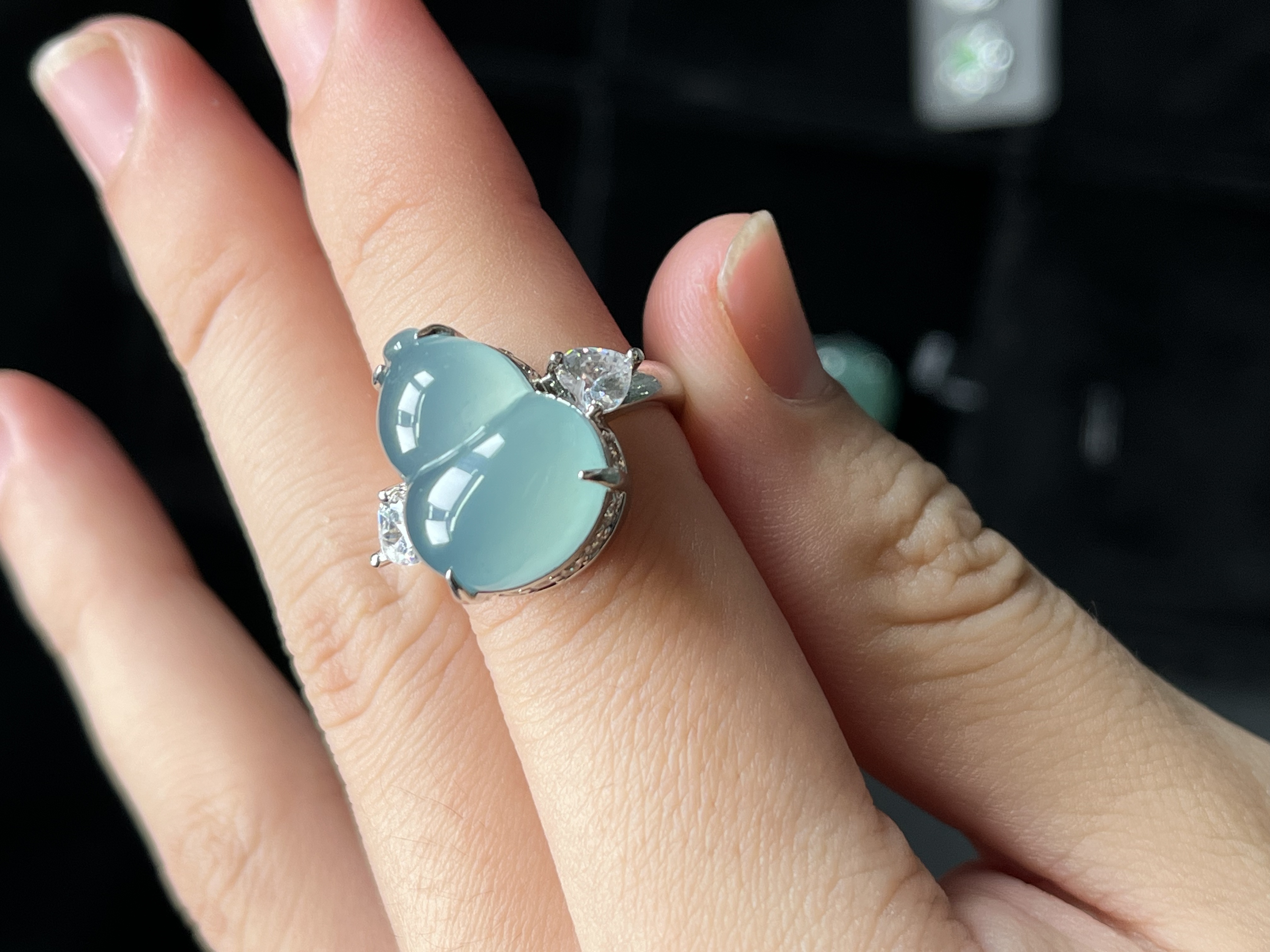 天然翡翠 A货简约天空蓝葫芦戒指轻奢优雅百搭多样