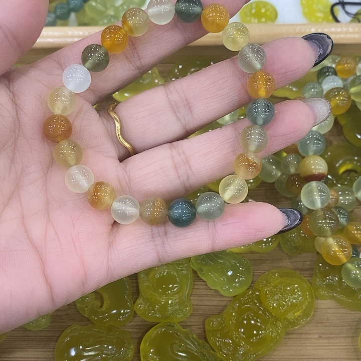 蛇纹石玉合金颈饰