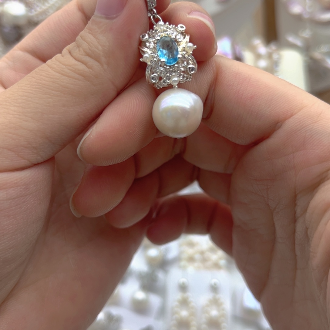 未镶嵌颈饰淡水珍珠