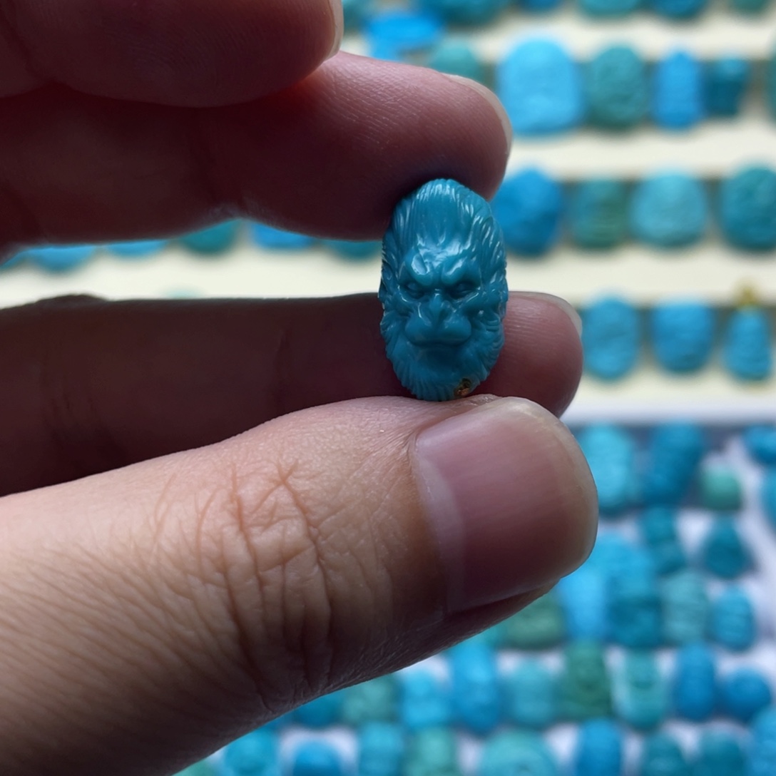 未镶嵌绿松石珠宝奇石