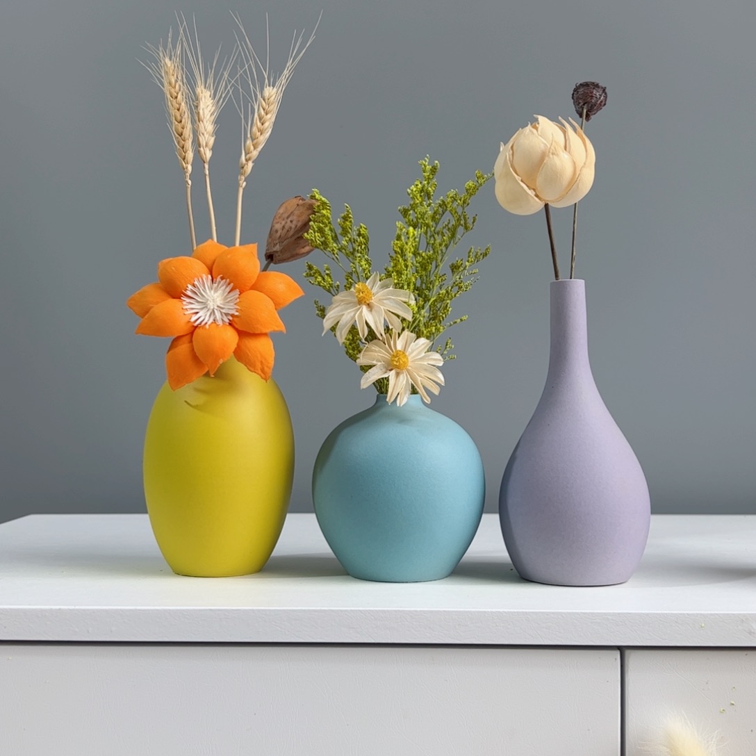 摆件陶瓷小花瓶摆件含花总高约20-30cm