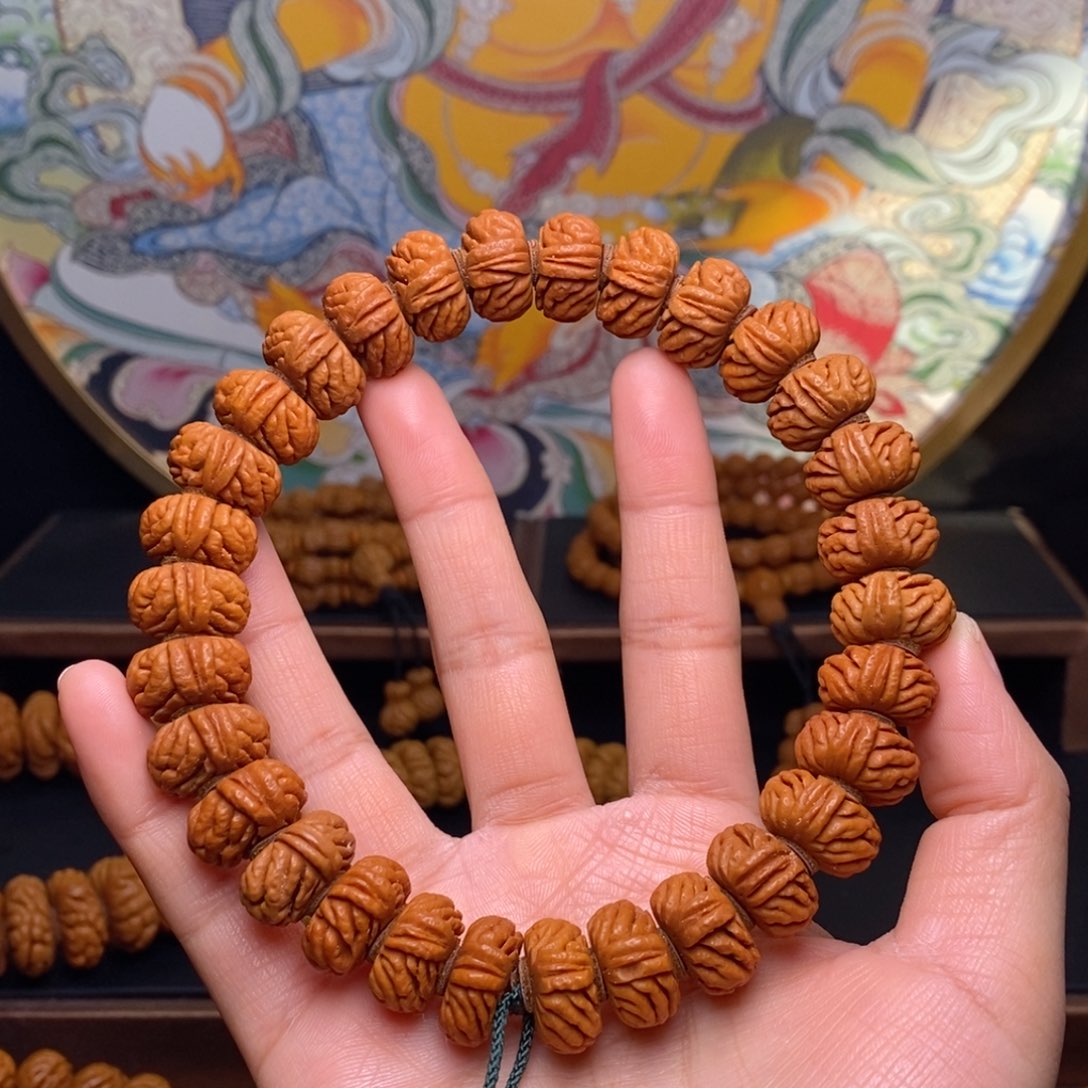 手串桃核小**困16尺寸刺龙