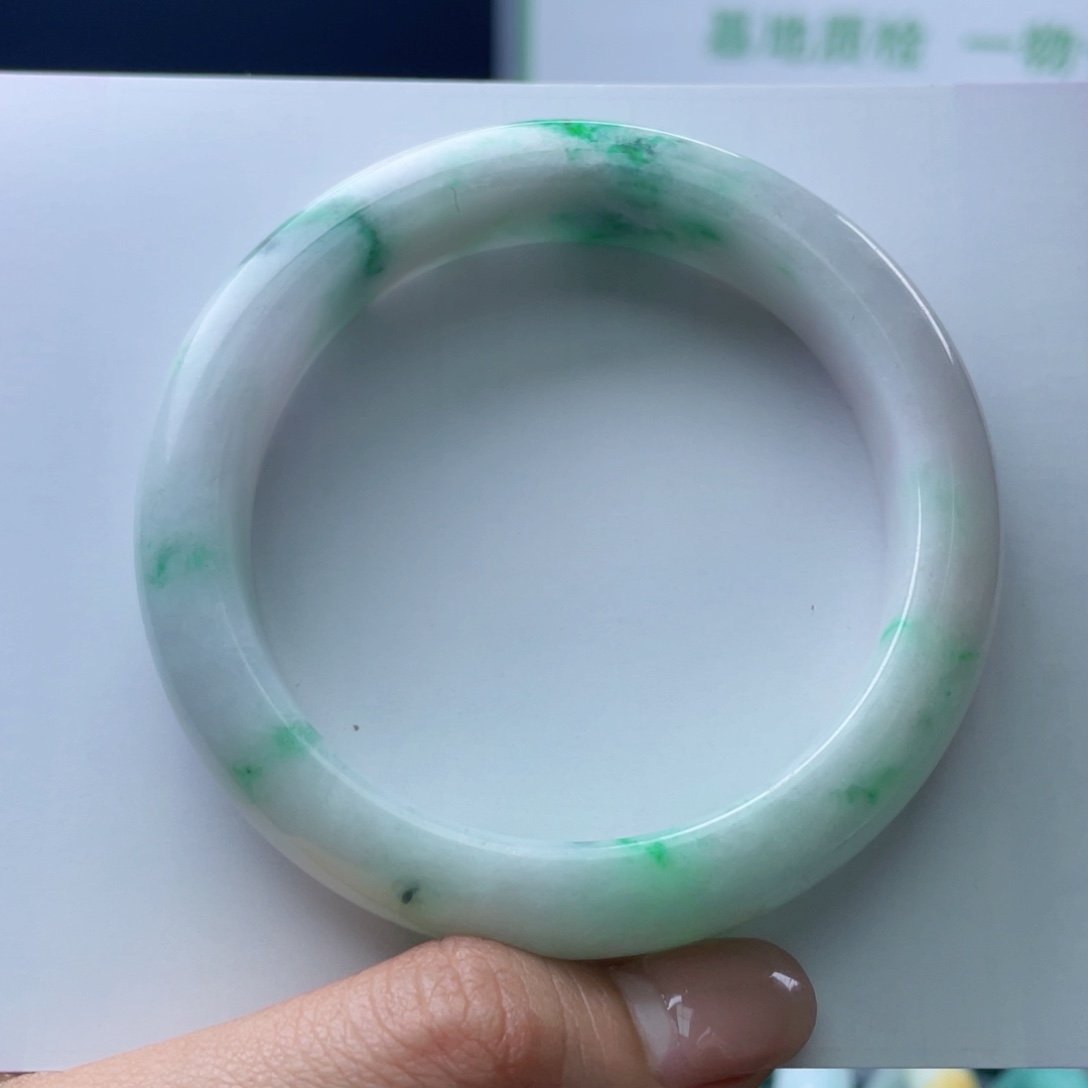 翡翠未镶嵌手镯55