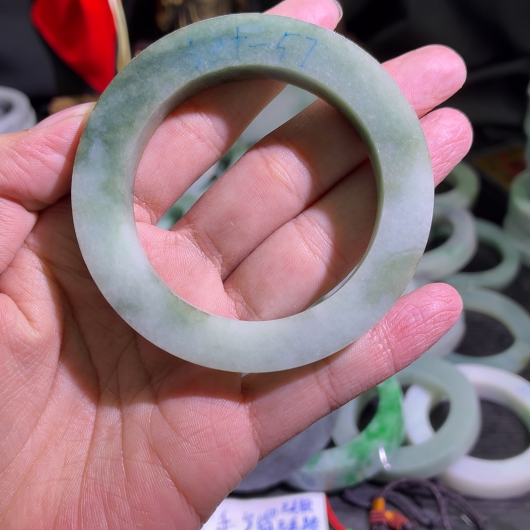 定制翡翠未镶嵌天然翡翠A货毛胚手镯定制