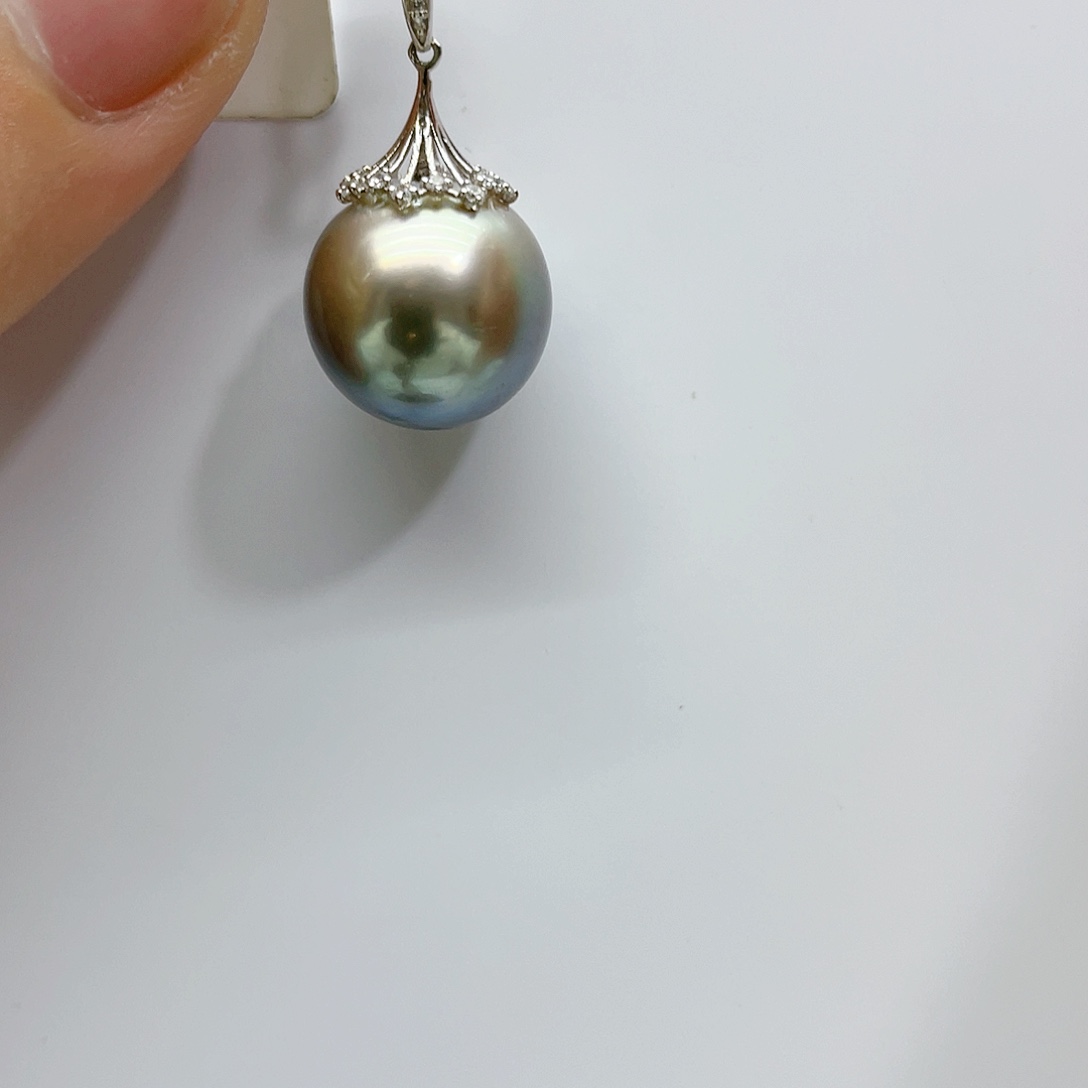 海水珍珠颈饰18K金镶嵌