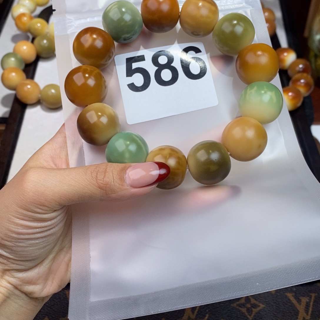 白玉菩提手串菡****缝580高货干磨