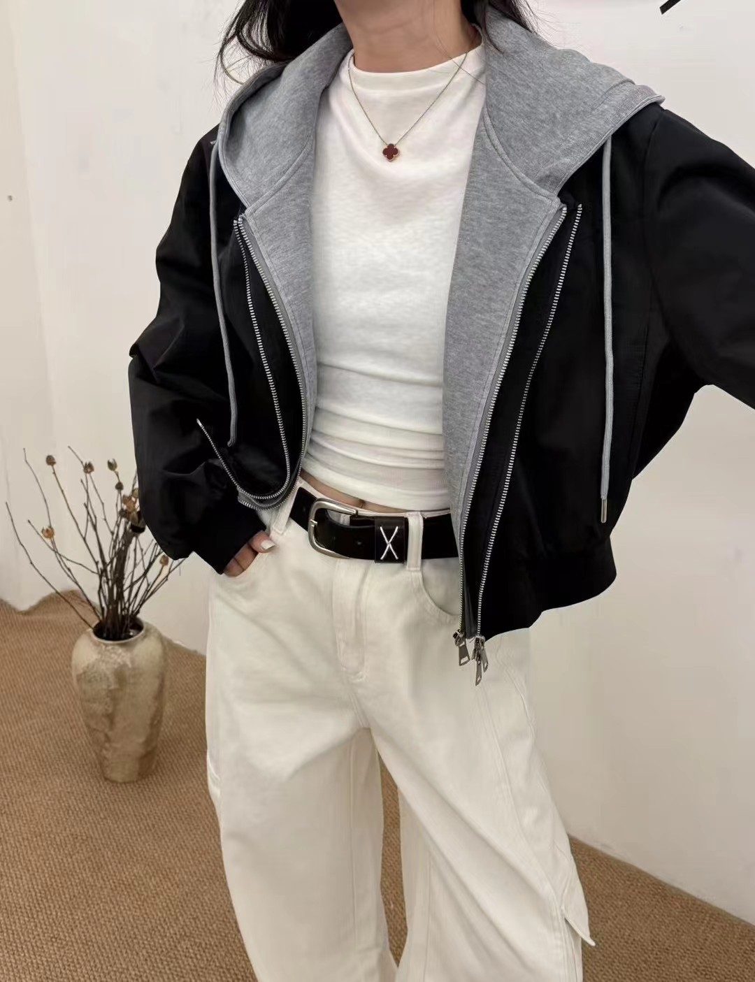 韩国东大门爆款棒球服假两件连帽秋时尚休闲宽松短款外套女上衣