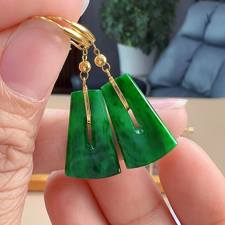 翡翠18K金镶嵌耳饰耳饰