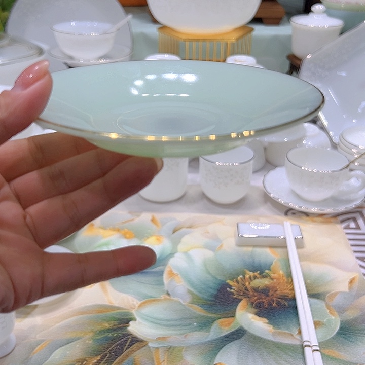 景德镇绿玉瓷6寸骨碟12个