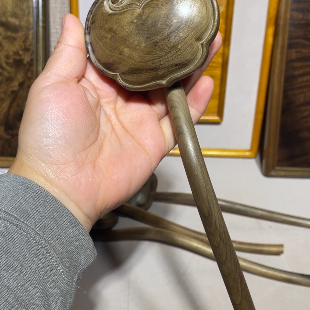 行***影其他楠木（金丝楠）如意