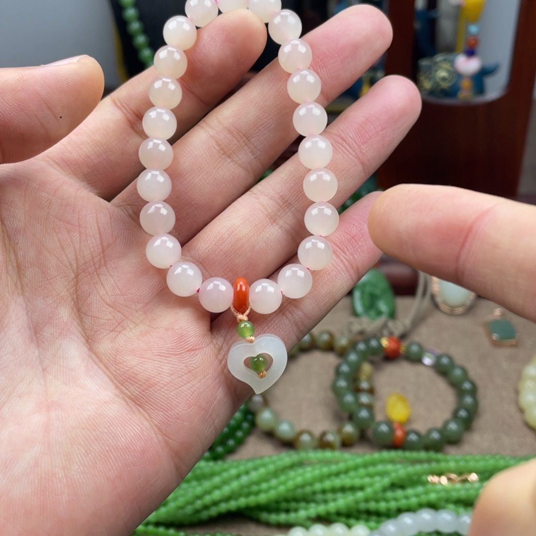 和田玉未镶嵌手串