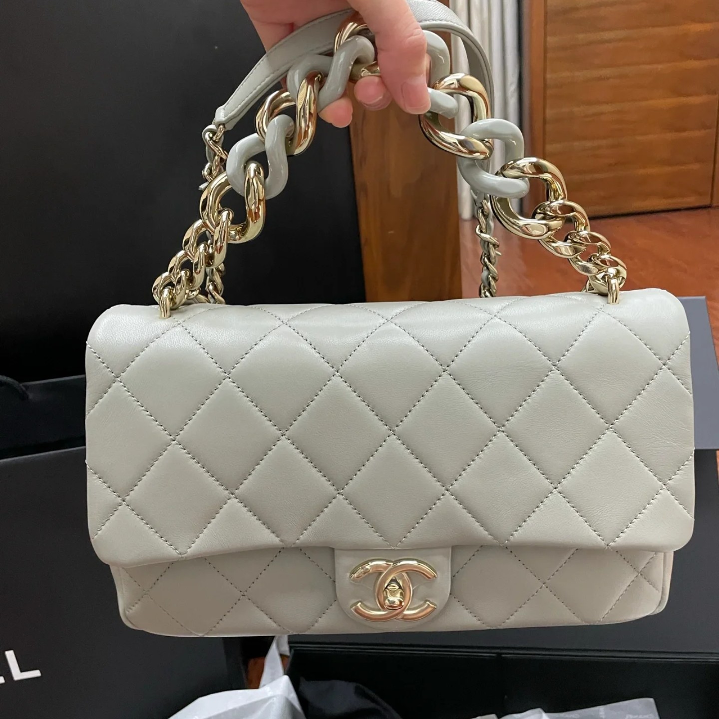 95新 Chanel/香奈儿 98新 双12/珐琅口盖包/10566