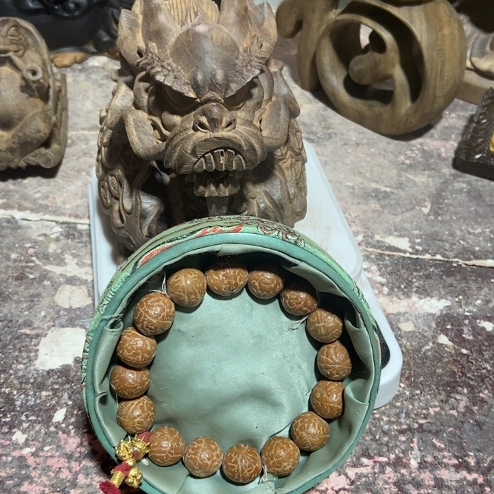 滴血莲花菩提吊坠