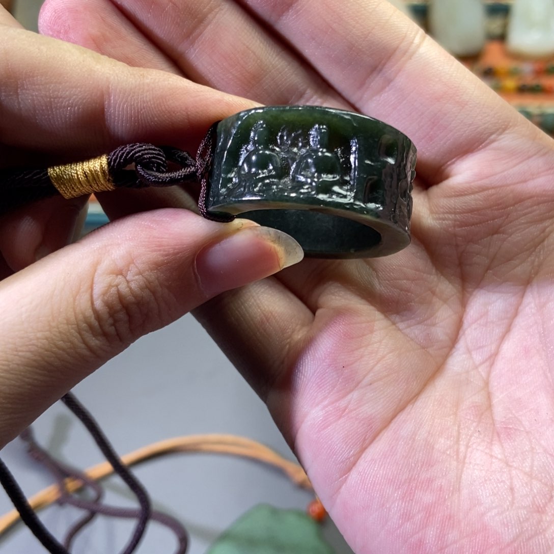 和田玉颈饰未镶嵌