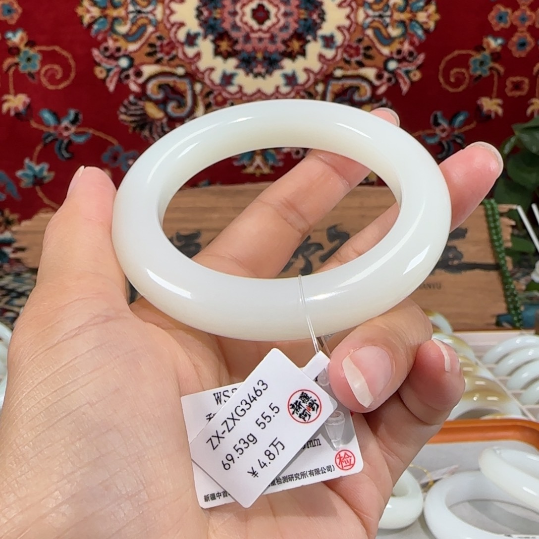 未镶嵌手镯和田玉柔光羊脂白玉手镯55.5