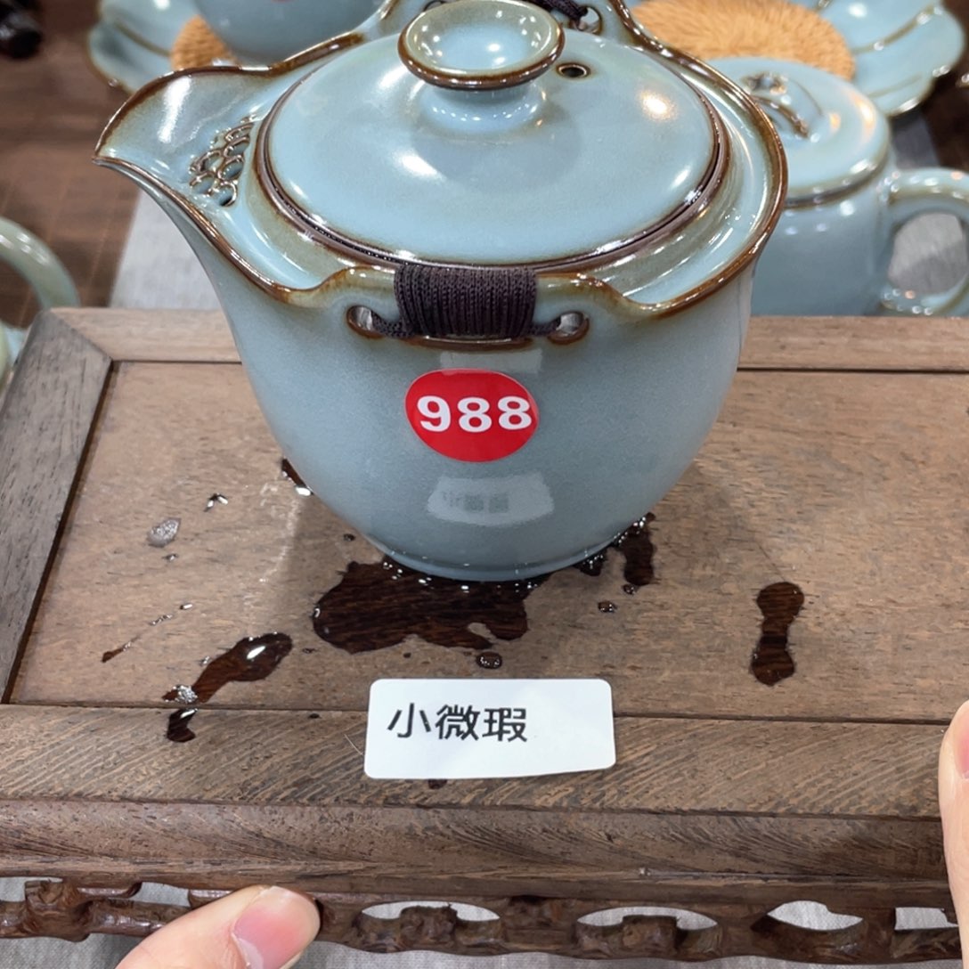 瓷片。。。。。。。。。。。。。。