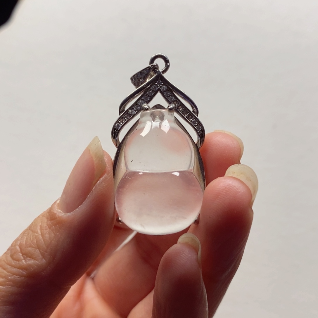 石英质玉颈饰未镶嵌