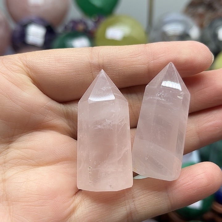 水晶未镶嵌珠宝半成品41克粉水晶柱