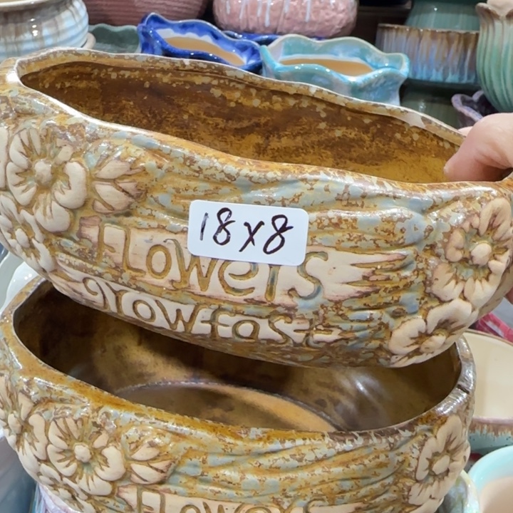 凑9块包邮，有孔，不清楚问客服