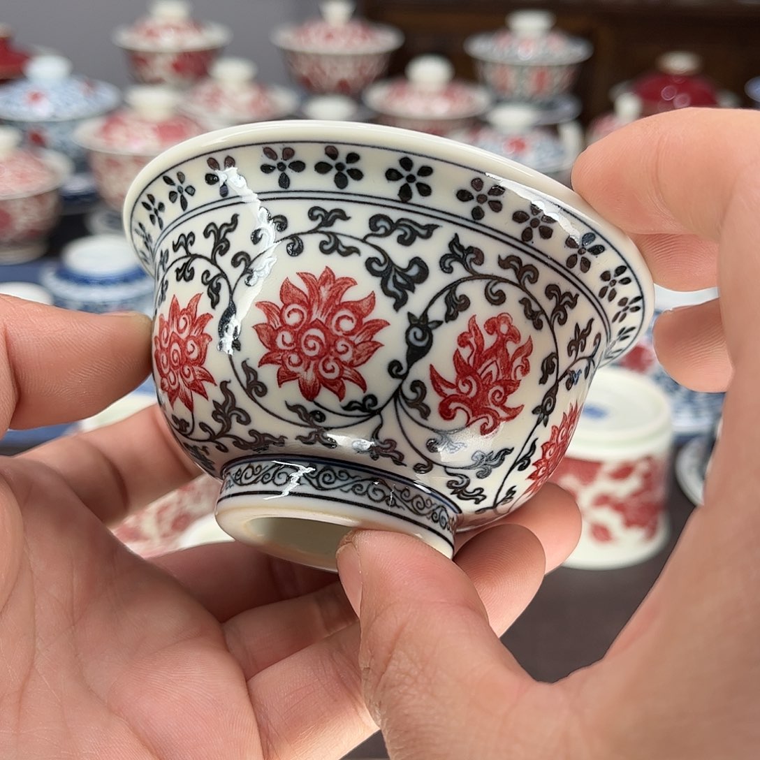 呵*呵景德镇陶瓷青花釉里红