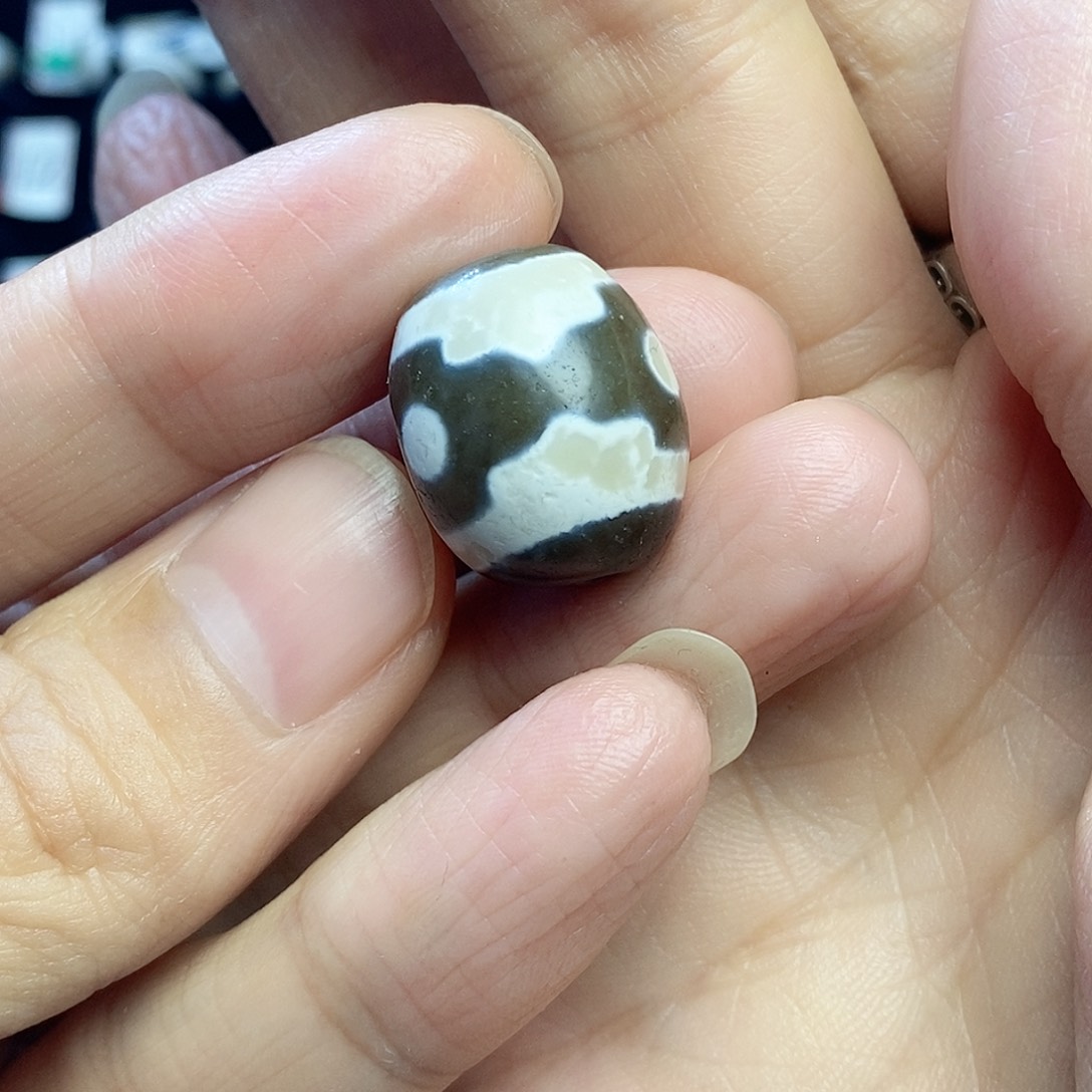 玛瑙/玉髓颈饰未镶嵌仁**伴