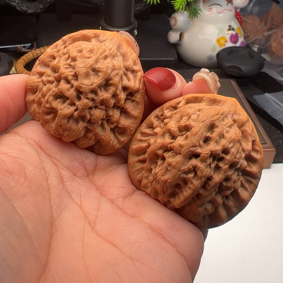 文玩核桃吊坠滢金公子42