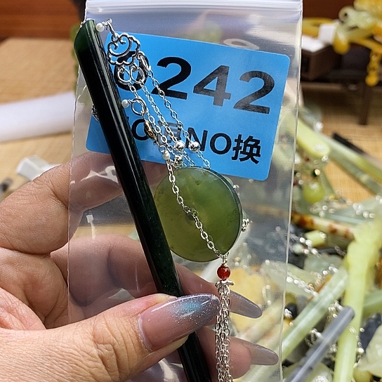 蛇纹石玉发簪未镶嵌淡*