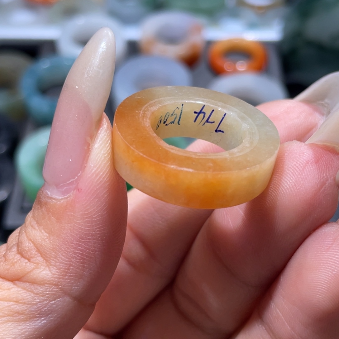 定制翡翠未镶嵌天然翡翠