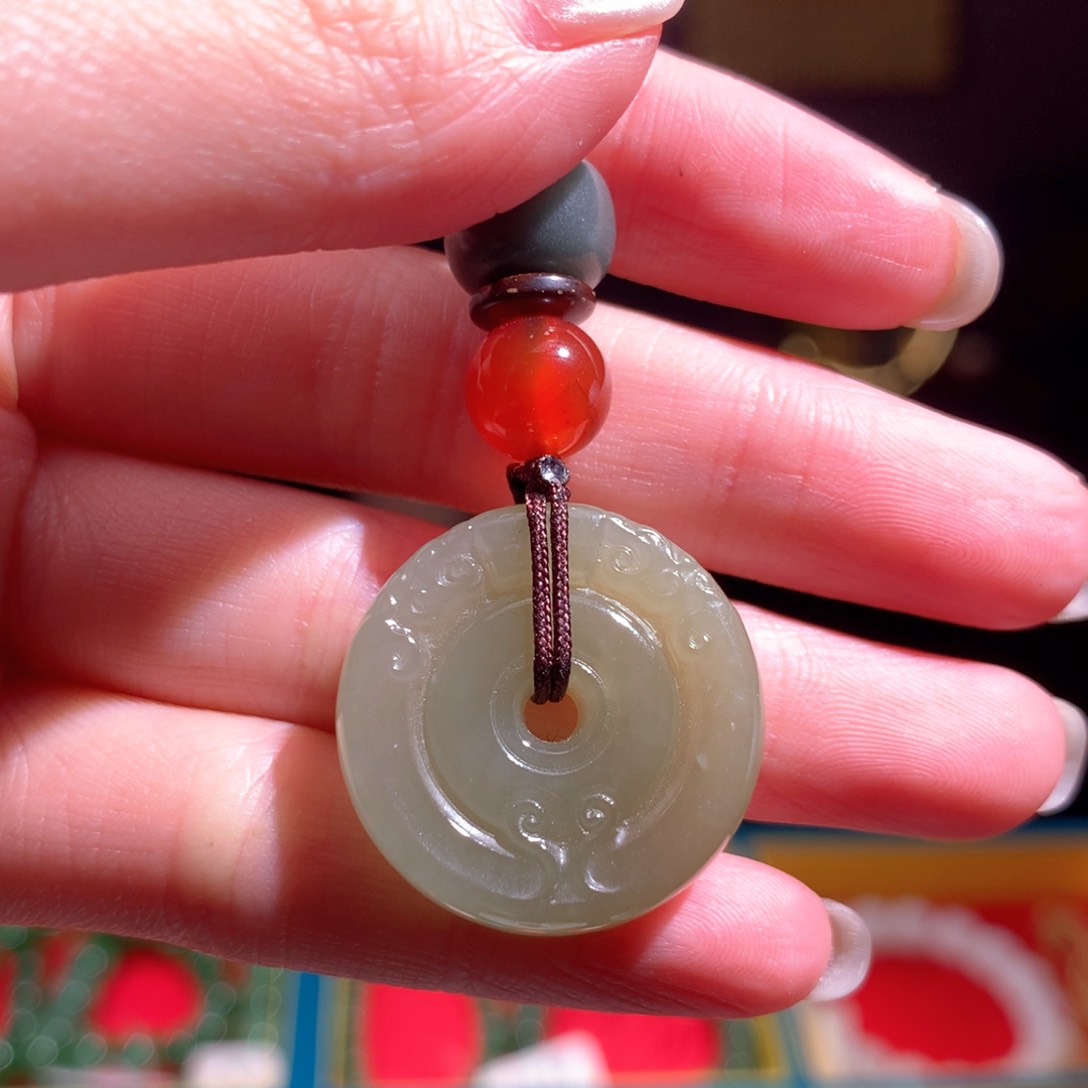 和田玉吊坠(不含链)未镶嵌