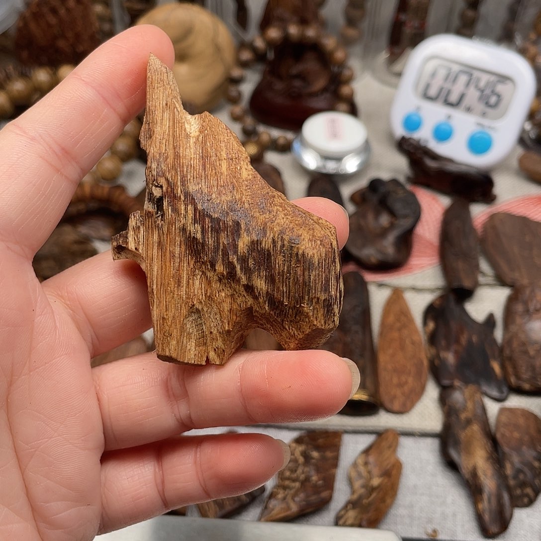 沉香沉香碎屑巴拉望岛6.18+