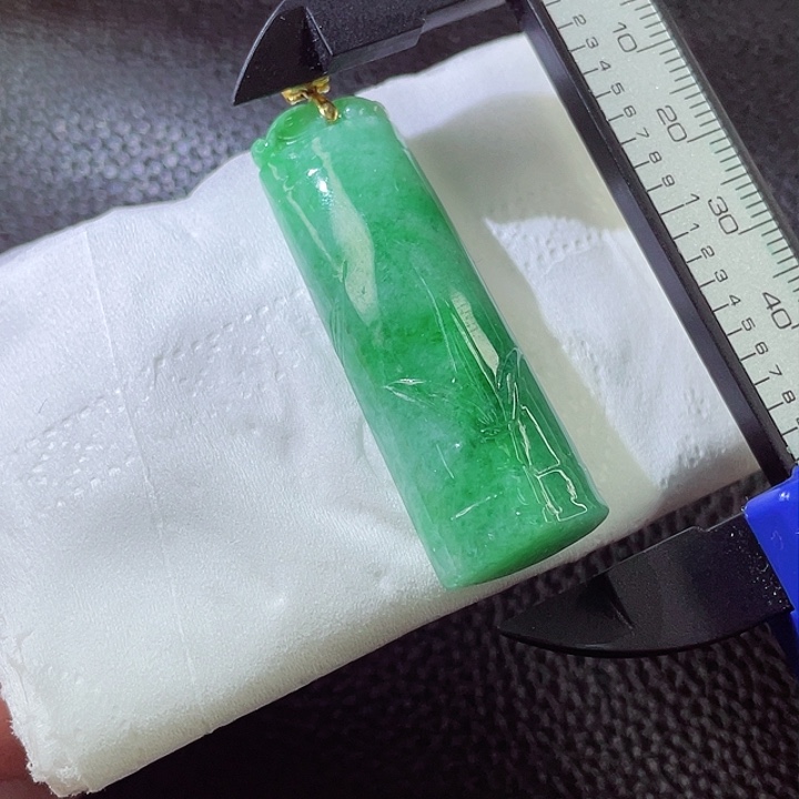 定制翡翠18K金镶嵌翡翠